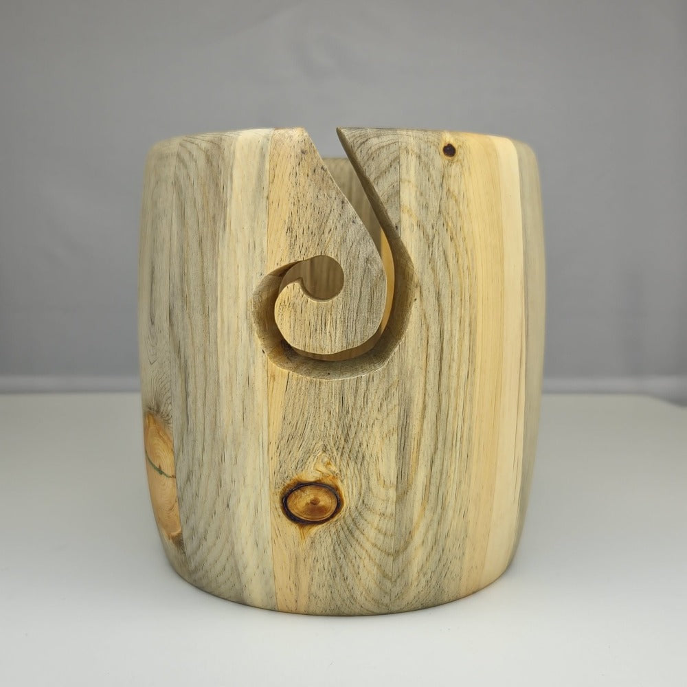 Jerry Ertle One-of-a-Kind Wood Yarn Bowl – Beetle Kill Pine #156
