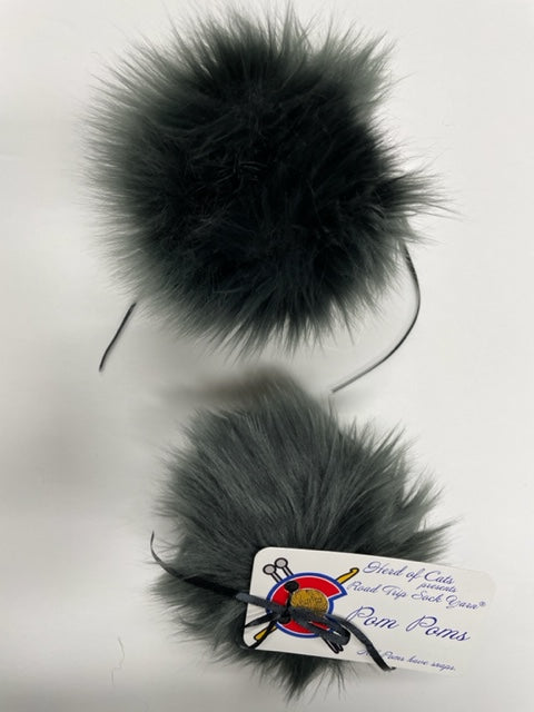 Pom poms hotsell for cats