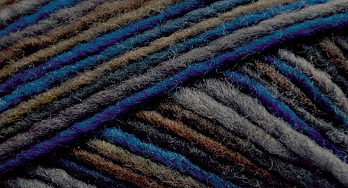 Brown Sheep Co. Lanaloft Bulky Yarn color Yukon Blue
