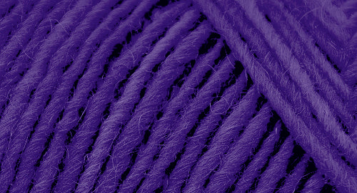 Brown Sheep Co. Lamb's Pride Yarn color Royal Purple Flutter
