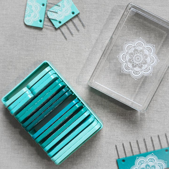 Blocking pins with plastic square handle