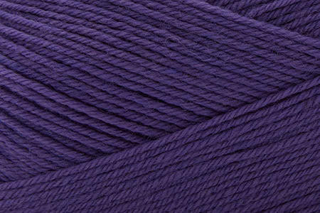 Universal Yarn Uni Merino yarn color purple