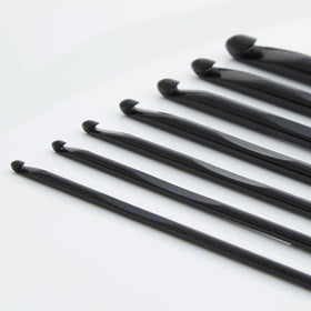 Lantern Moon Ebony Crochet Hook