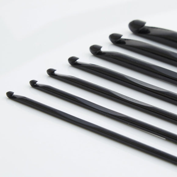 Lantern Moon Ebony Crochet Hook