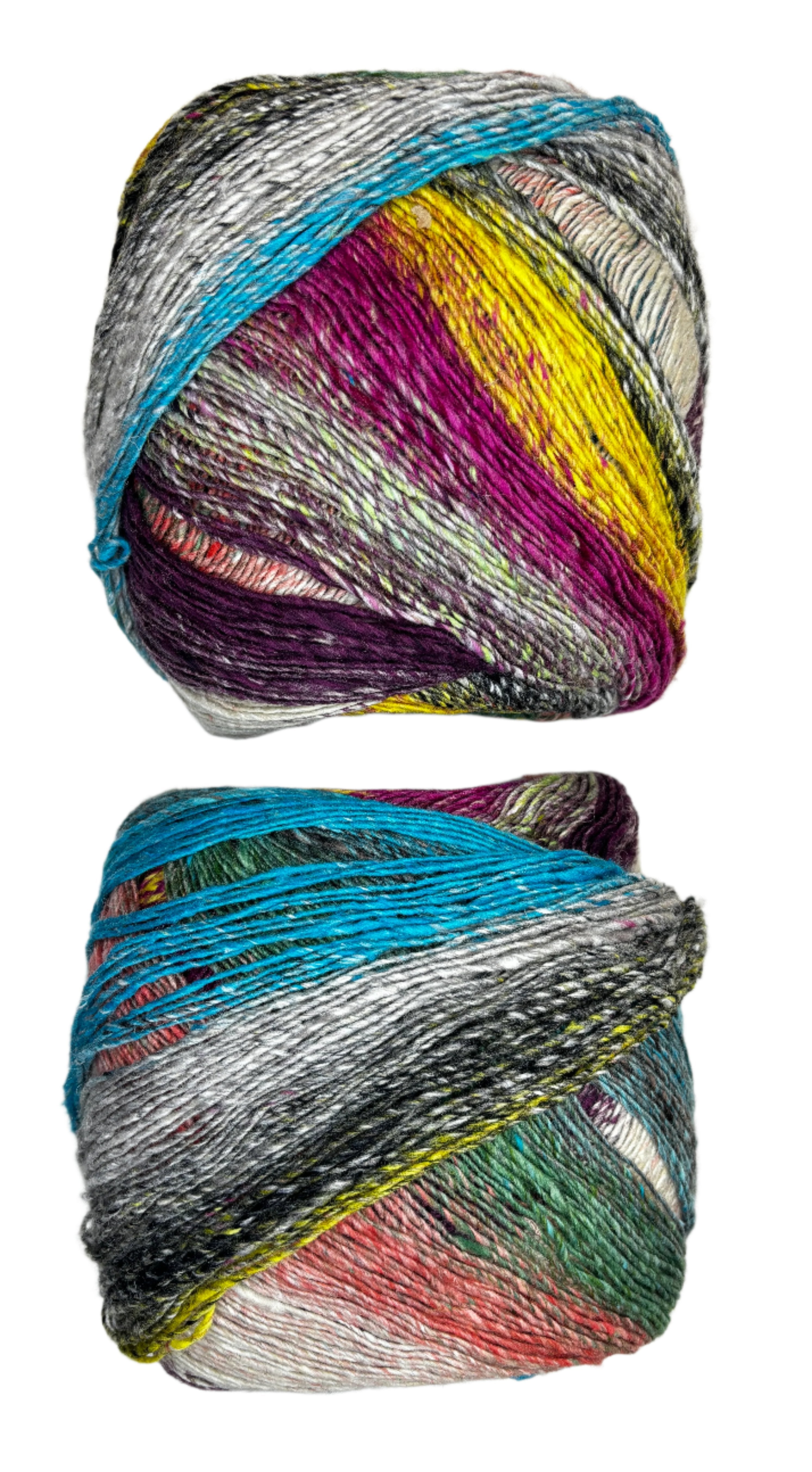 MULTICOLORED SKEIN OF YARN 