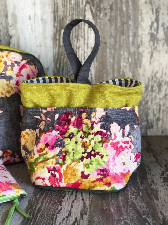 Atenti Blossoms Grey Caddy