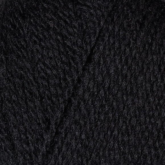 up close skein of lanas light yarn color black