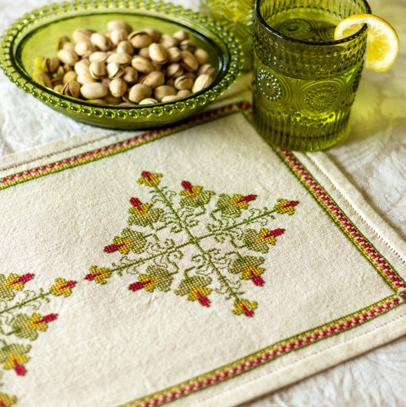 Avlea Folk Embroidery - Rhodora cross stitch kit