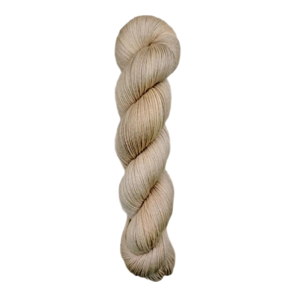 Blackbird Sycamore Fingering Mini Skein Yarn Color off white
