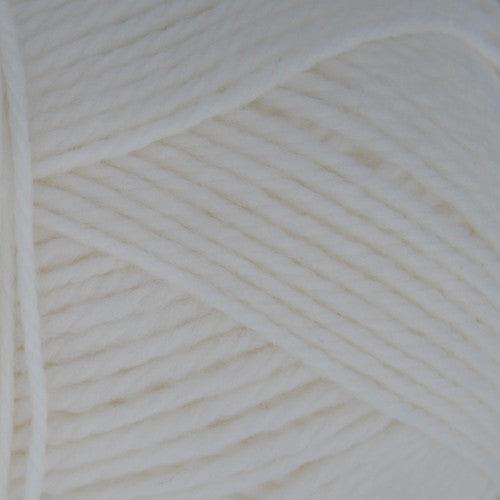 Upclose image of Nature Spun Wool Yarn in the color white