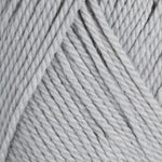 Close-up of gray yarn 