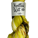 MULTICOLORED SKEIN OF YARN 