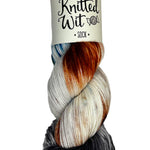 MULTICOLORED SKEIN OF YARN 