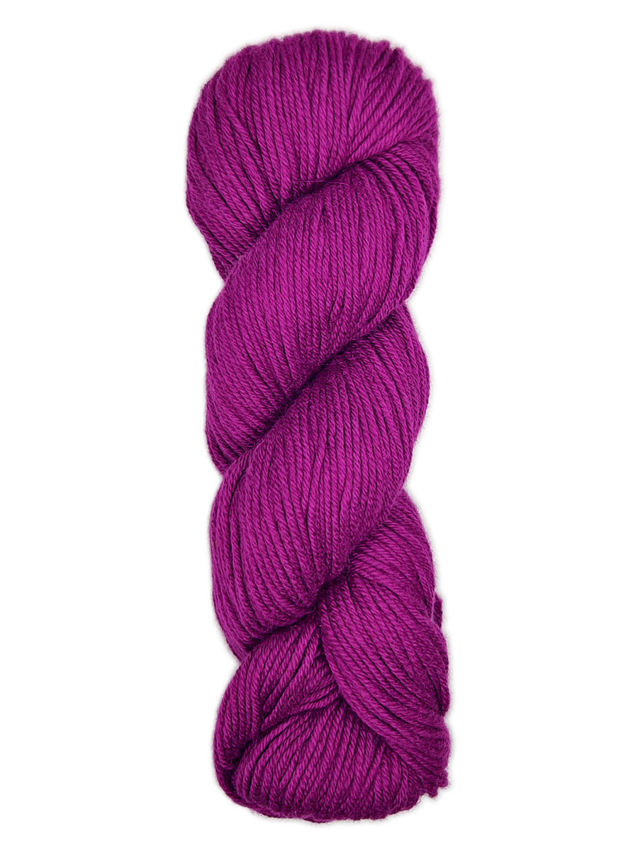 Jody Long Alpamayo yarn color magenta