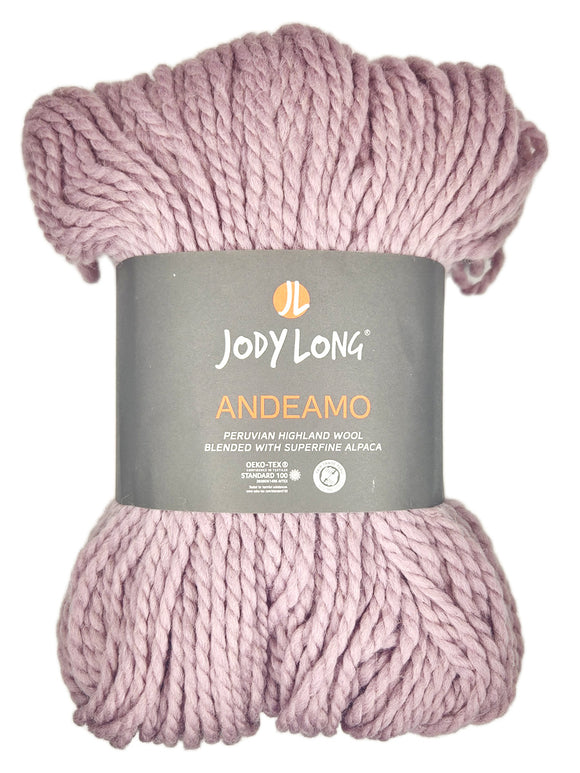 Skein of Jody Long Andeamo Yarn - 027 light mauve