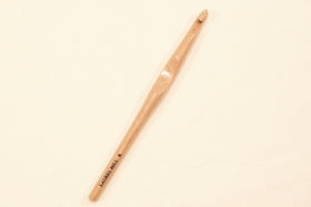 Laurel Hill Trai Wood Crochet Hook
