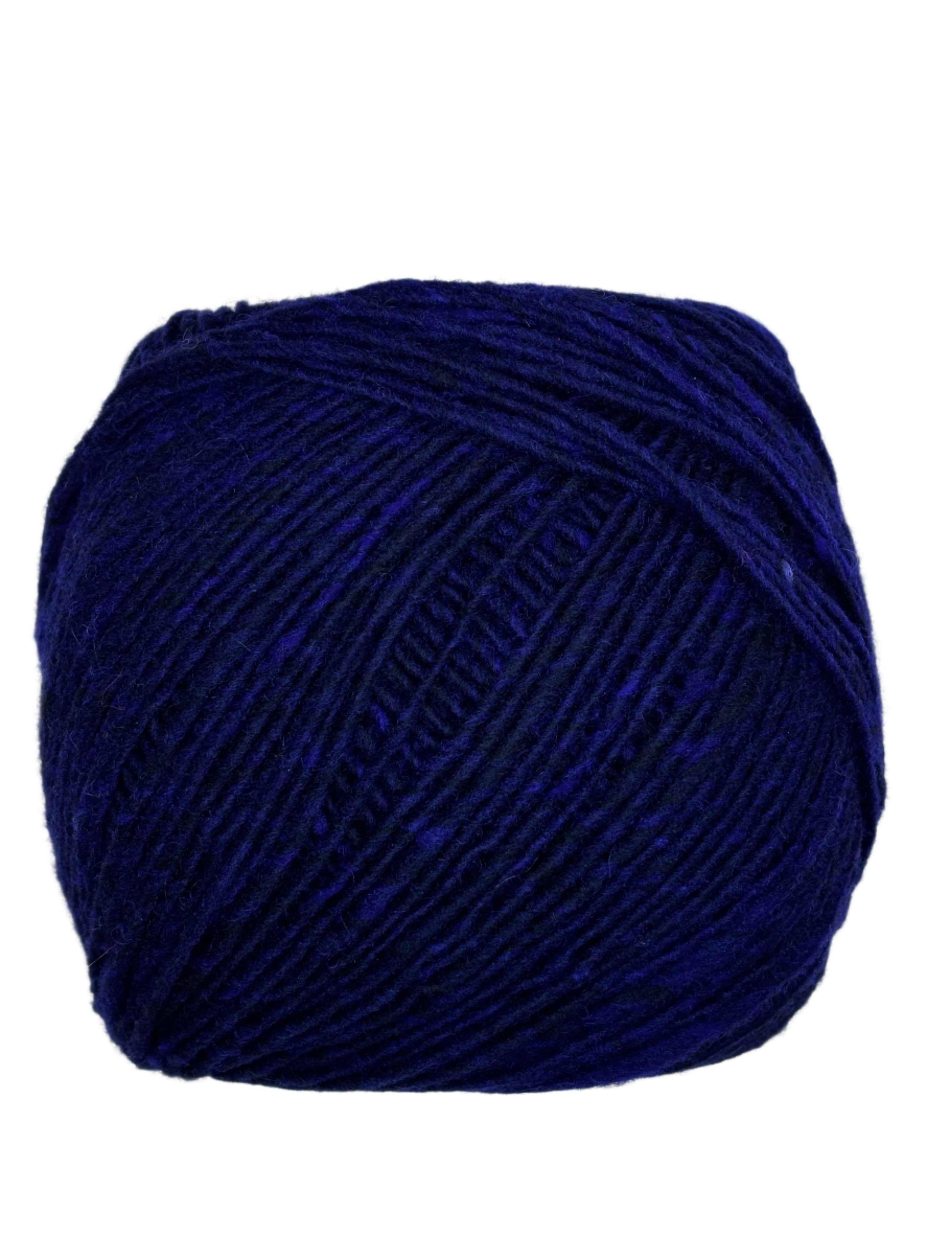 Dark blue ball of yarn 