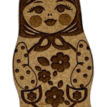 Wooden magnetic needle minder with decorative etching