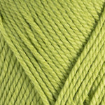 Close-up of green yarn 