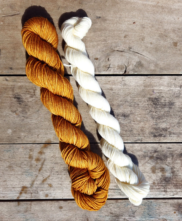 Polka Dot Sheep Rooftop Landing Hat Kit orange and white