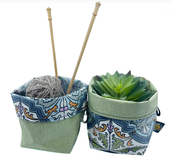 Splash Fabric Reversible Project Tub color green