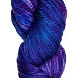 MULTICOLORED SKEIN OF YARN 