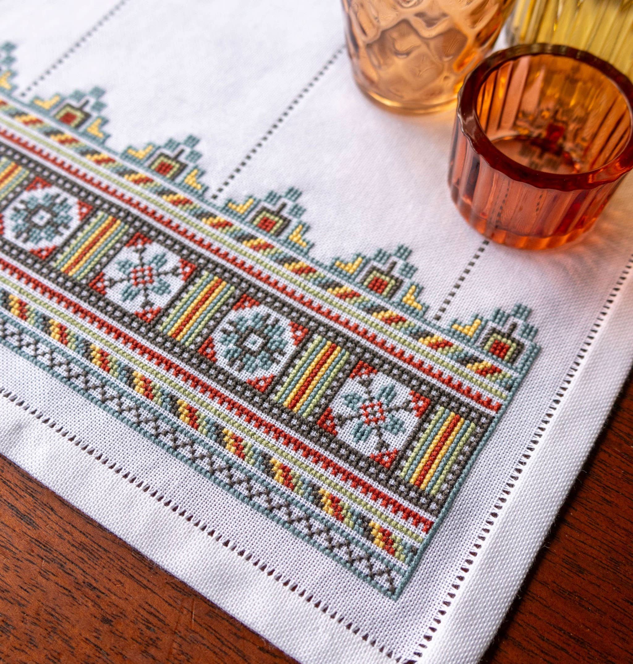 Avlea Folk Embroidery - Kyivan Stars cross stitch kit