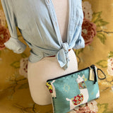 Mamallama Grand Pouch from Atenti USA