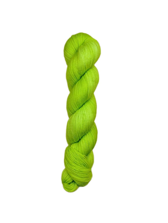 Blackbird Sycamore Fingering Mini Skein Yarn Color green 