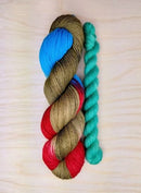 Blackbird Sycamore Sock Set color brown red blue teal