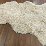 2106 White Lamb, BLXTeeswater, Short staple, Curles, Naturally tanned Pelt