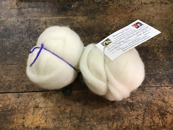 Tronstad Ranch Natural White Border Leicester x Teeswater Roving