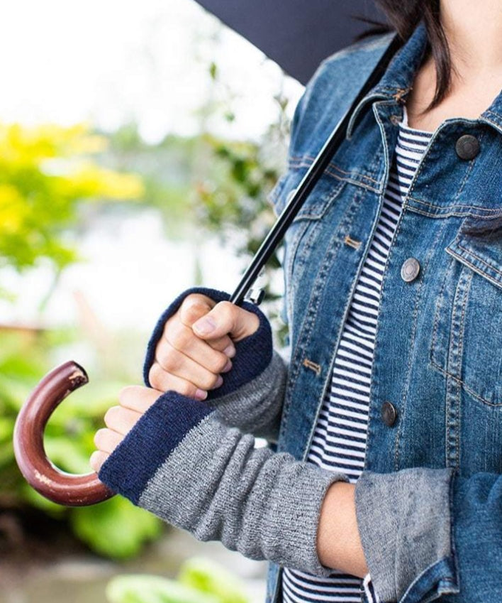 Woman wearing knitted cuffs