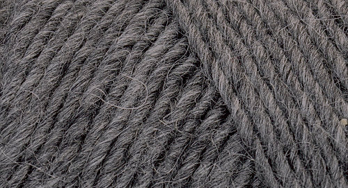 Brown Sheep Co. Lamb's Pride Yarn color Charcoal Heather