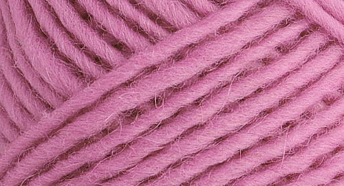 Brown Sheep Co. Lamb's Pride Yarn color Blooming Fuchsia