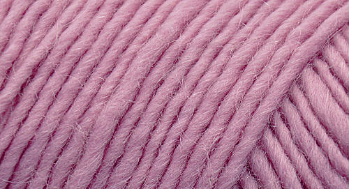 Brown Sheep Co. Lamb's Pride Yarn color Victorian Pink