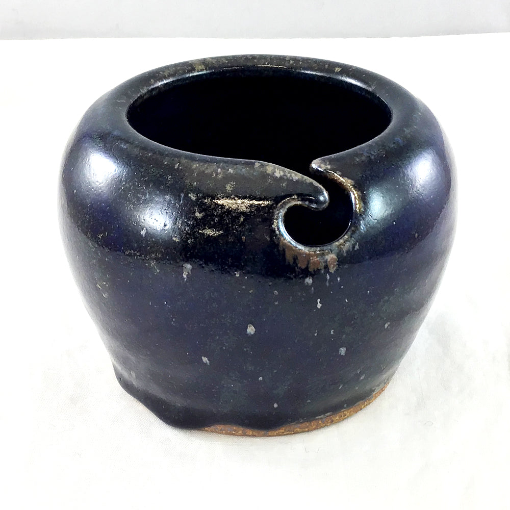 Muddy Mountain Pottery Yarn Bowl – Size 2, #14 Media 1 of 3
