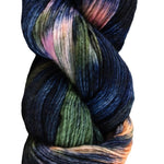 Manos Del Uruguay Maxima yarn color black and pink