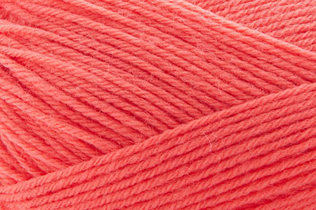 Universal Yarn Uni Merino yarn color bright pink