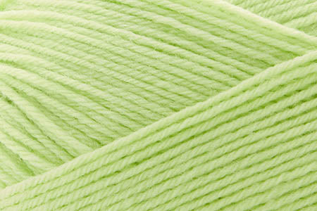 Universal Yarn Uni Merino yarn color light green