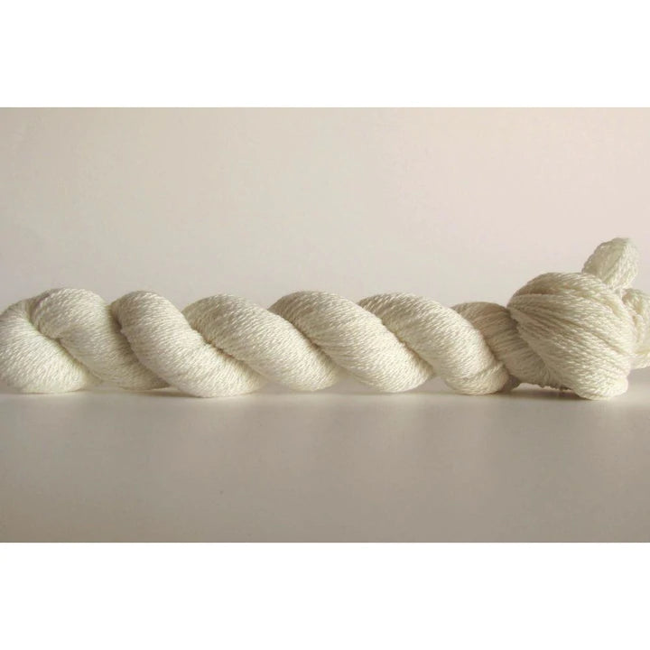 A natural skein of Mountain Meadow Wool Green River yarn